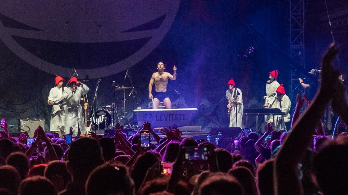 Vulfpeck Announces ‘The Schvitz Experience’ Residency In Brooklyn