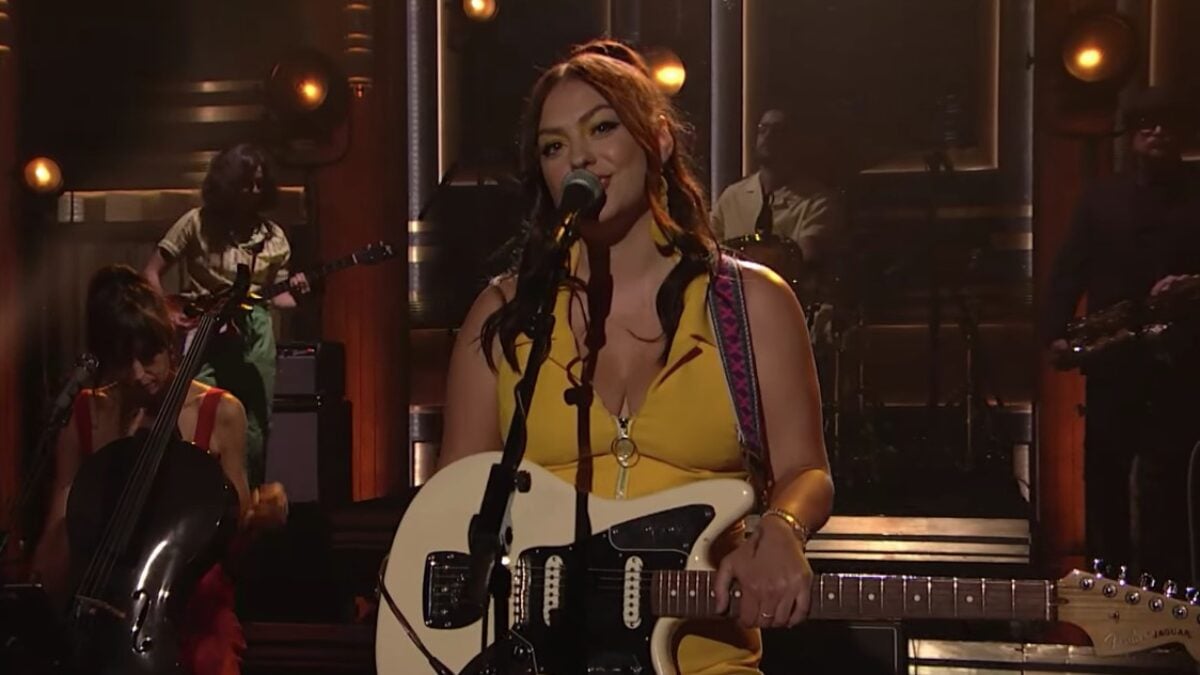 Angel Olsen Performs ‘All The Good Times’ On ‘Fallon’
