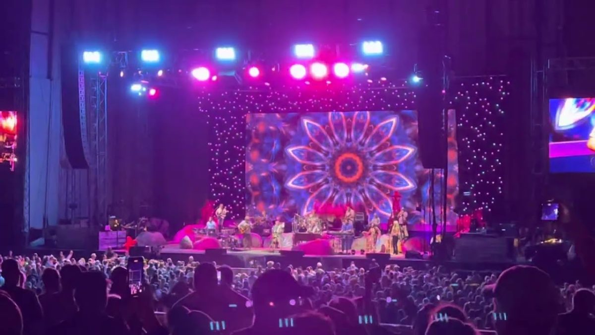 Scarlet Begonias - Jimmy Buffet 08/02/22 Maine Savings Amphitheater Bangor, Maine