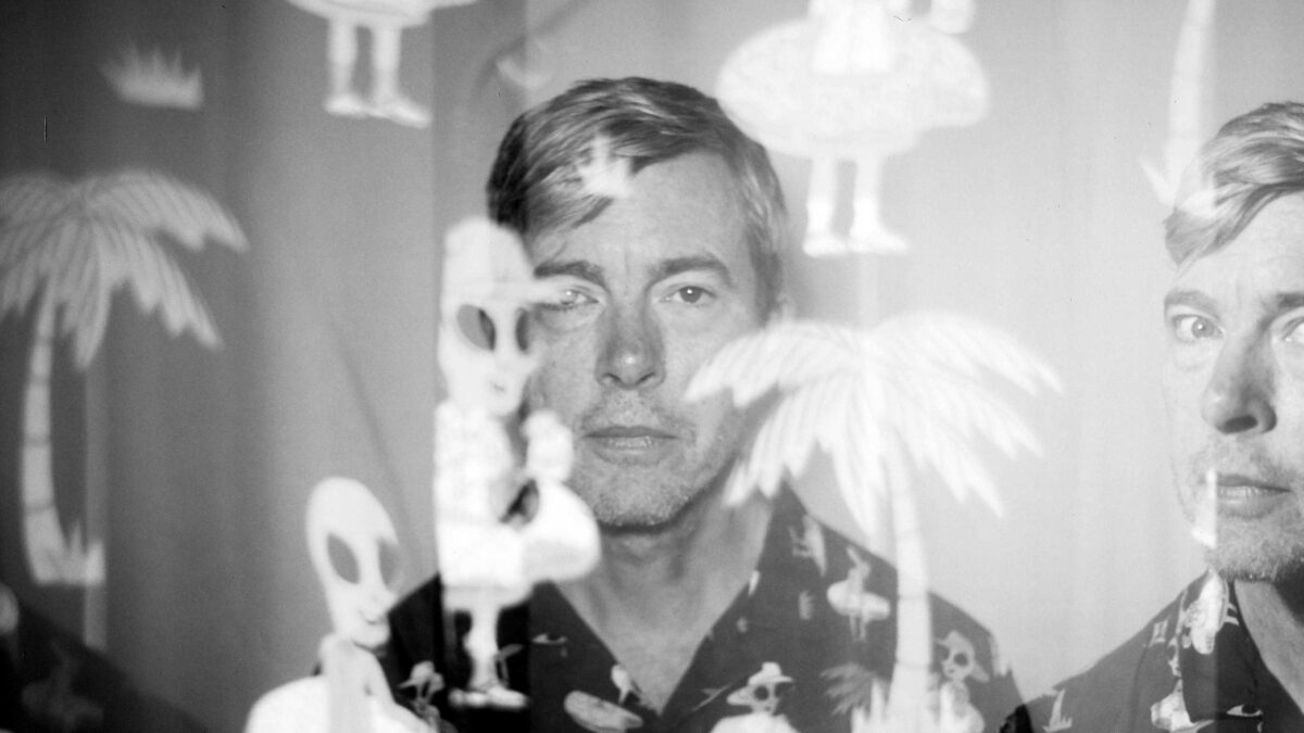 Bill Callahan Announces New Album ‘YTI⅃AƎЯ’