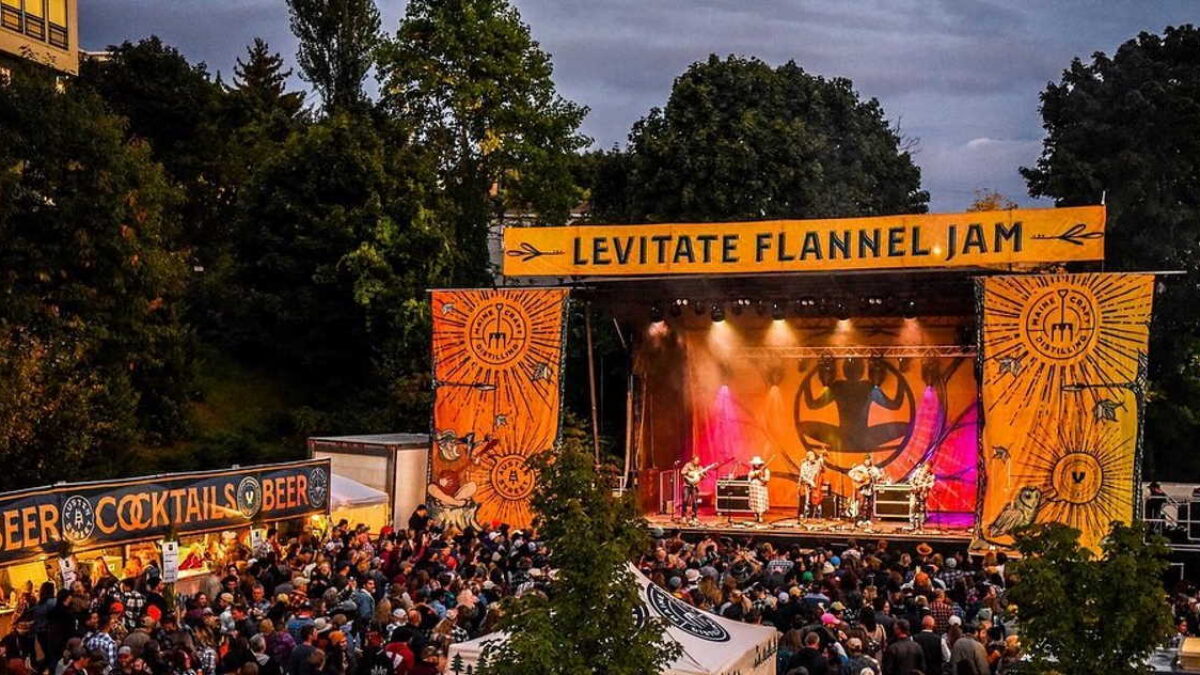 Levitate Flannel Jam Tour 2022: Greensky Bluegrass, Molly Tuttle & More