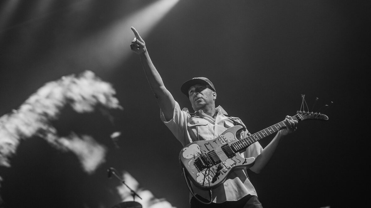 Watch Tom Morello’s Mom Introduce ‘Best Fucking Band In The Universe’ Rage Against The Machine