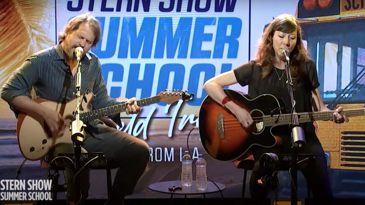 Silversun Pickups Perform ‘Panic Switch’ For ‘Stern Show Summer School’