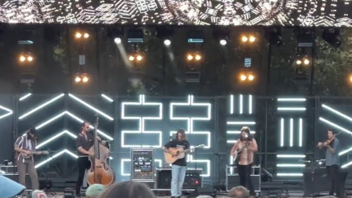 Billy Strings - Psycho @McMenamins Edgefield 8/12/2022 live in Troutdale Oregon
