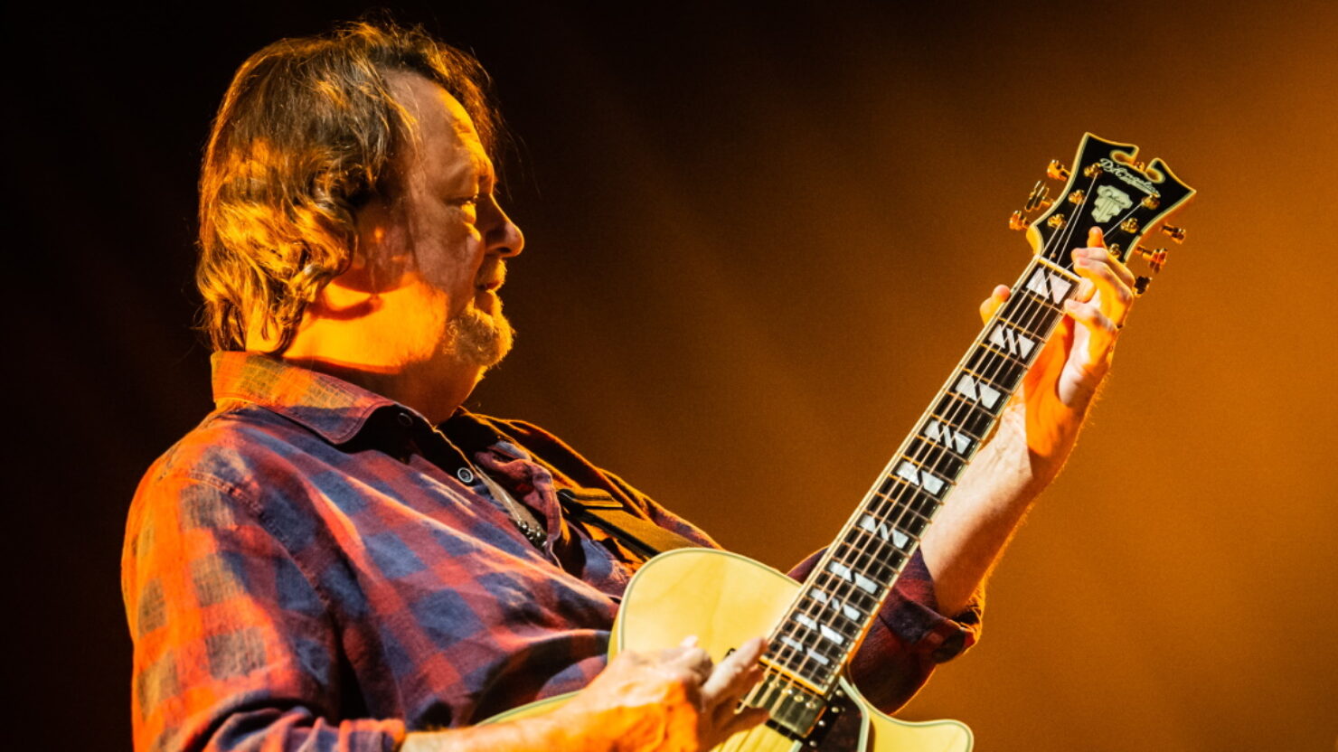 Widespread Panic Debuts Smoking J.J. Cale Cover In St. Augustine