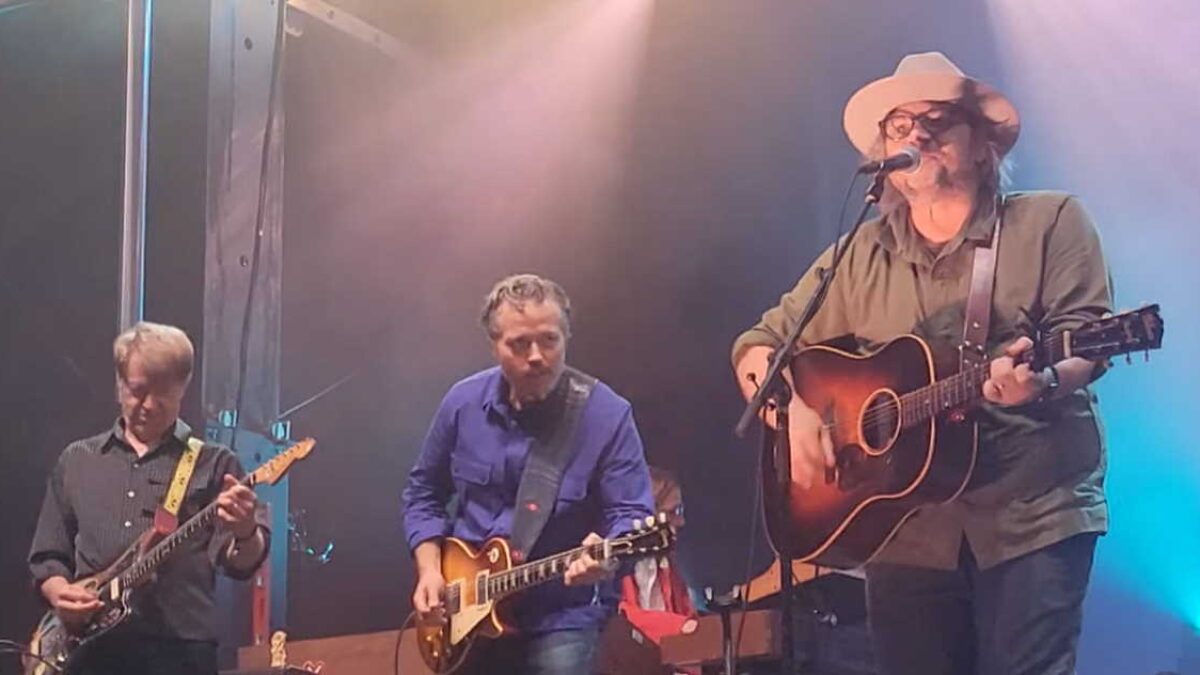 Jason Isbell Joins Wilco At Beach Road Weekend