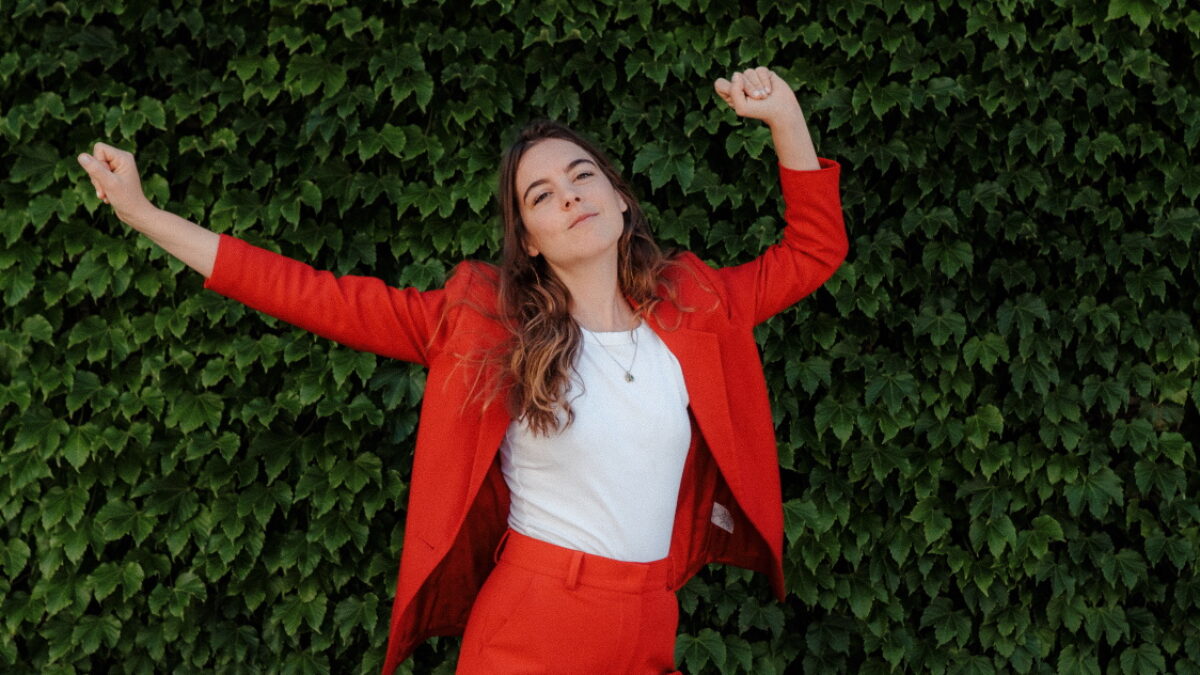 Ali McGuirk Premieres ‘Milk’ Single
