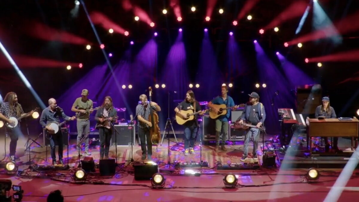 Greensky Bluegrass Debuts New Song & Welcomes Kitchen Dwellers At Red Rocks
