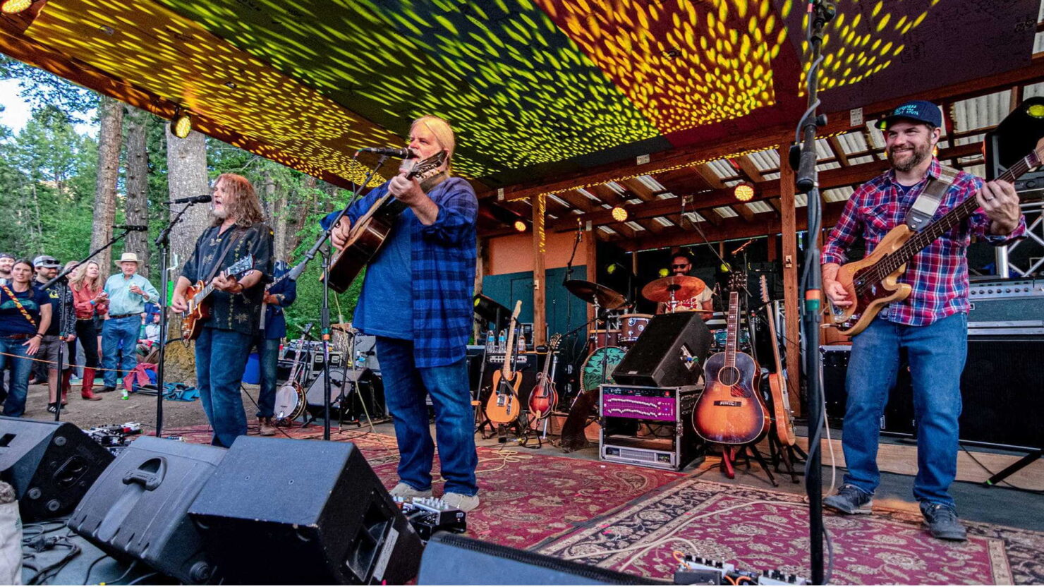Leftover Salmon Confirms New Year’s Run 2022 In Asheville