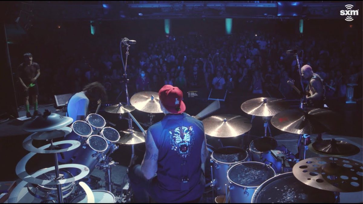 Red Hot Chili Peppers - Apollo Jam (Live from the Apollo 9/13/22)