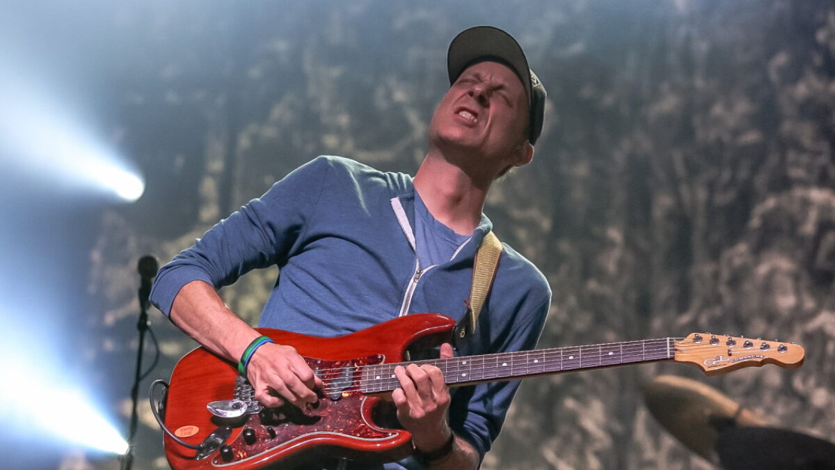 Umphrey’s McGee Sees ‘Red’ With King Crimson Cover Breakout In Raleigh