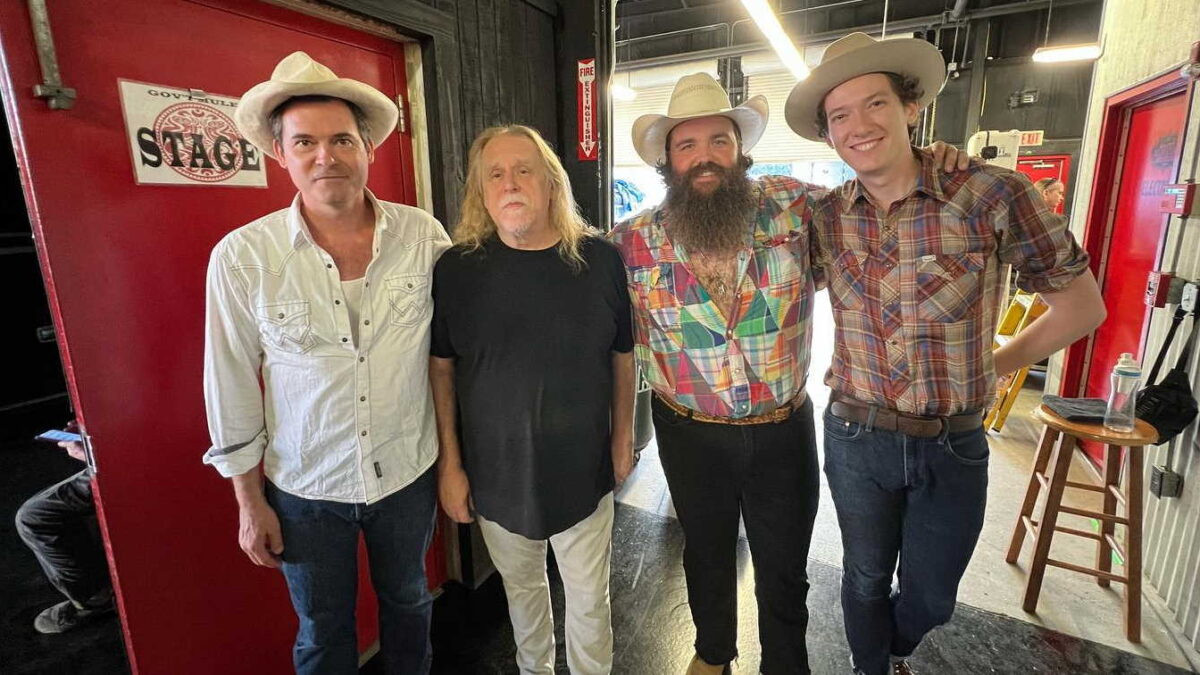 Watch Gov’t Mule & Old Crow Medicine Show’s Winsome ‘Loser’ Cover In Key West
