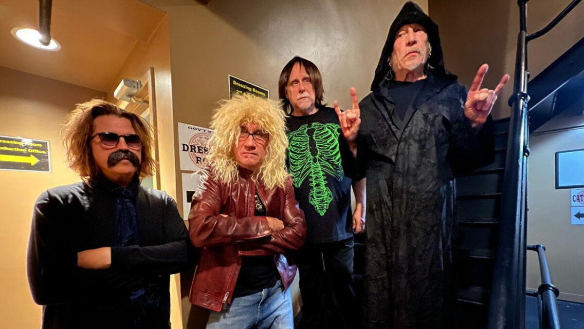 Gov’t Mule Takes Spın̈al Tap Halloween Theme To 11