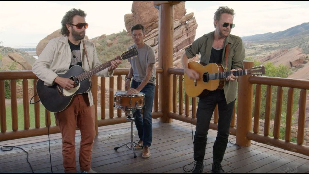 Red Rocks Trail Mix: Hiss Golden Messenger