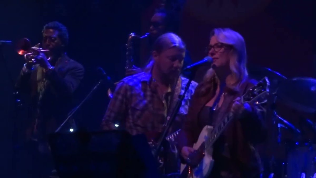 Soul Sweet Song - Tedeschi Trucks Band September 30, 2022
