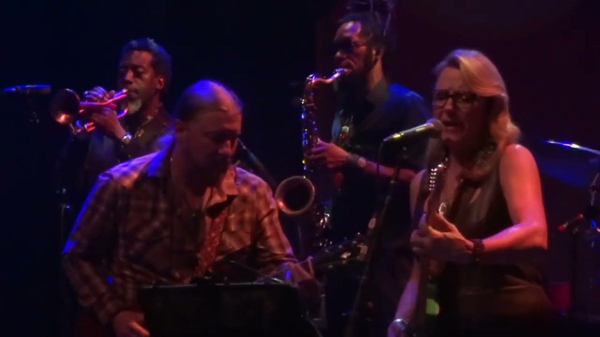Stand Back - Tedeschi Trucks Band September 30, 2022