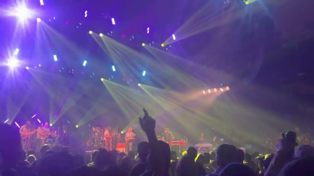 Goose with Trey Anastasio- Animal 11/18/22 Onondaga County War Memorial Arena; Syracuse, NY