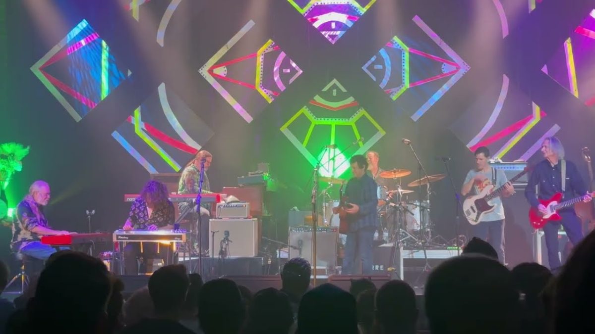 Railroad Earth - Dancing Barefoot (Patti Smith) w/Lenny Kaye (PSG) (4K) - Sherman Theatre - 11/26/22