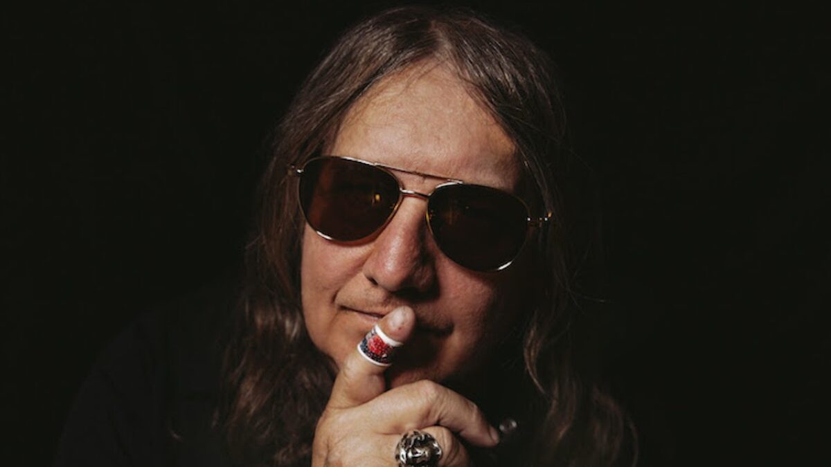 Drivin N Cryin's Kevn Kinney Announces Solo Album Featuring Members Of R.E.M., Col. Bruce's Band & More