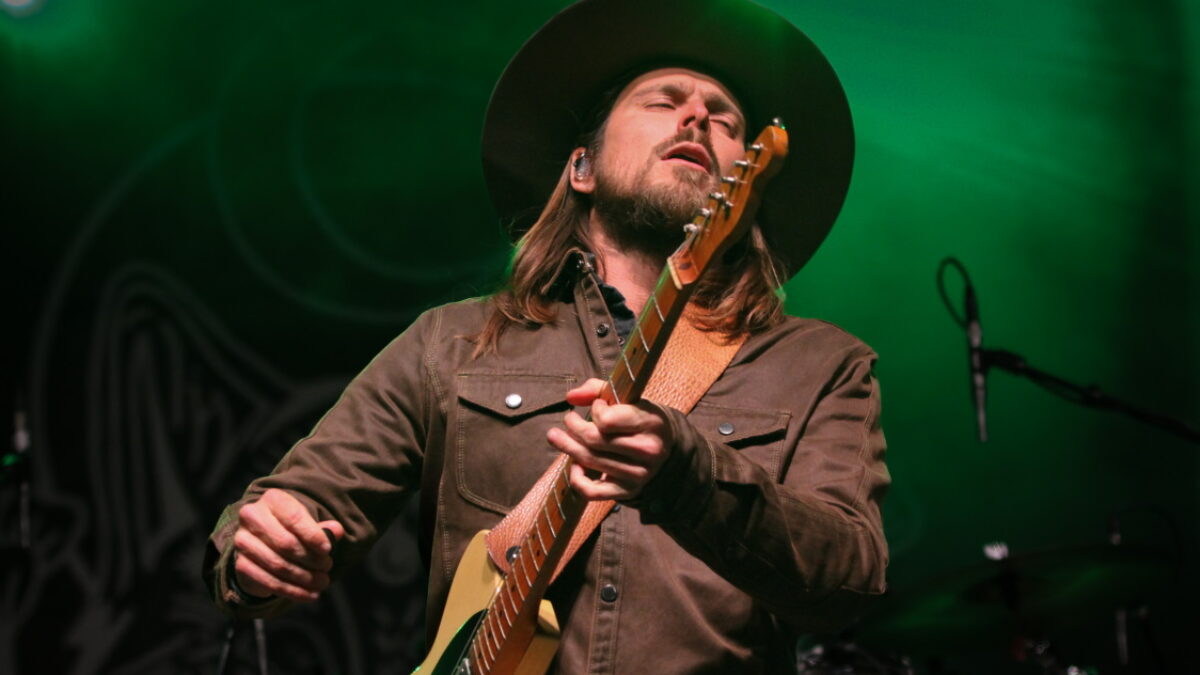 Lukas Nelson & Promise Of The Real Announce Extensive Spring Tour 2023