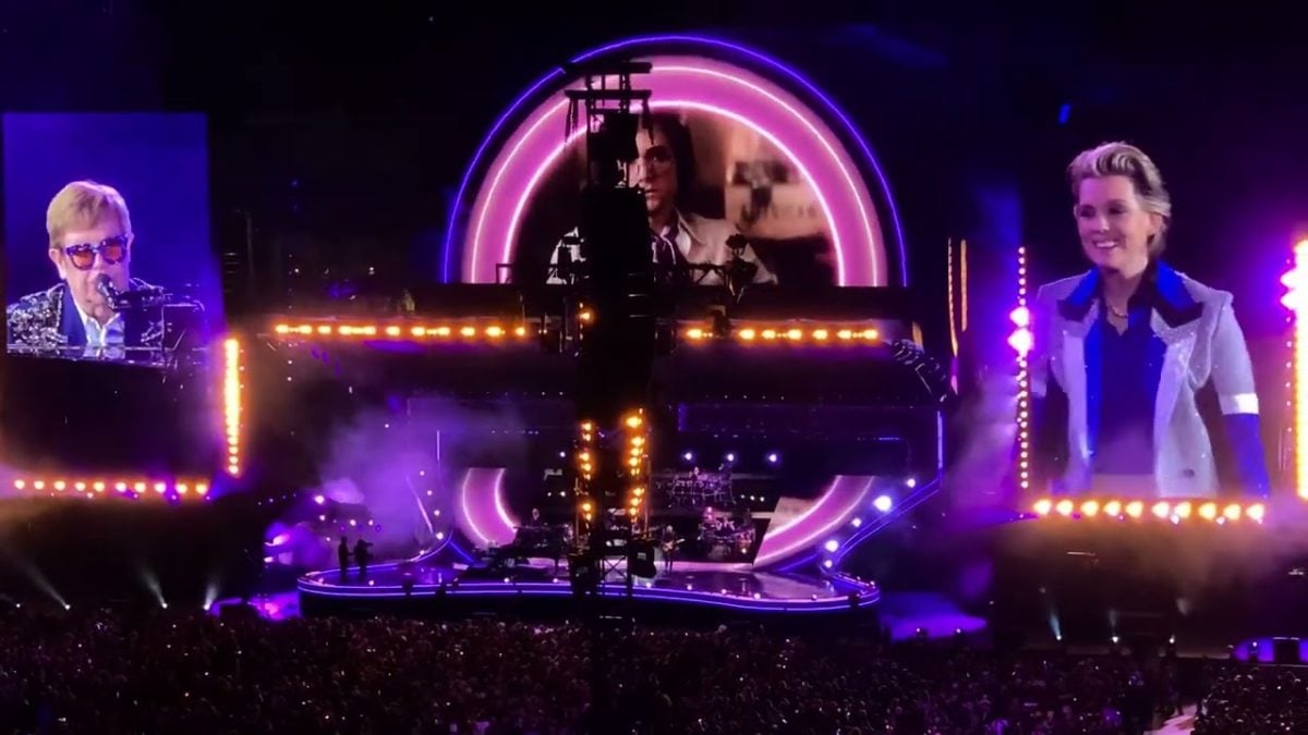 Elton John & Brandi Carlile “Don’t Let The Sun Go Down On Me” live at Dodger Stadium (11/20/2022)