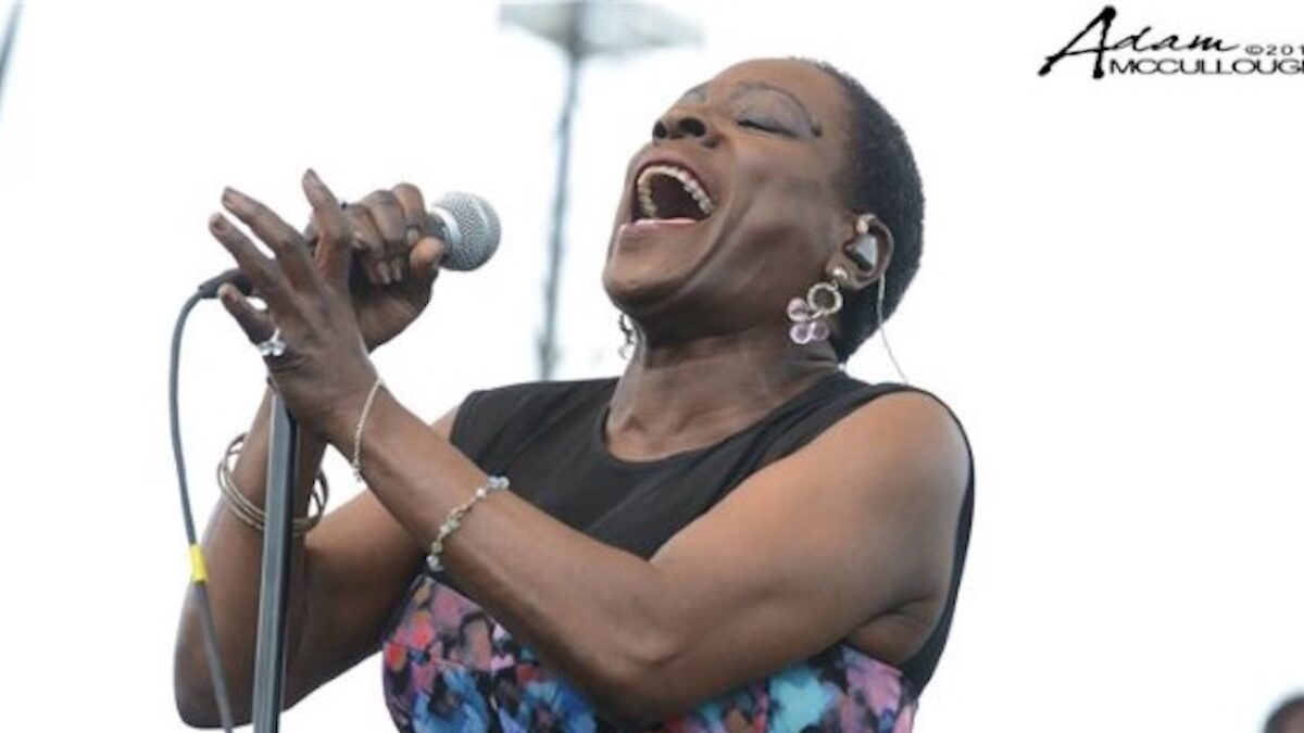 Remembering Sharon Jones: Watch Soulful 2016 Performance In Seattle