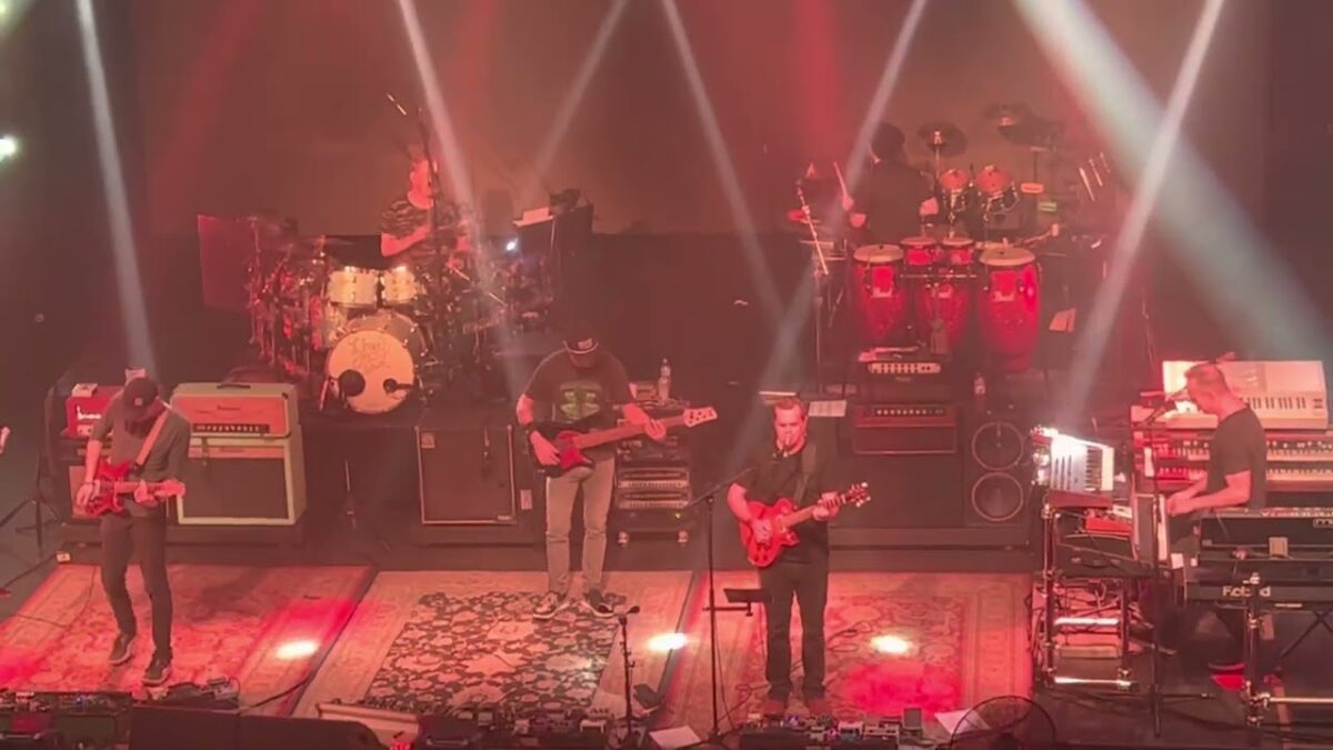 Umphrey’s McGee - Ordinary Times debut @ The Riv 2022-11-11