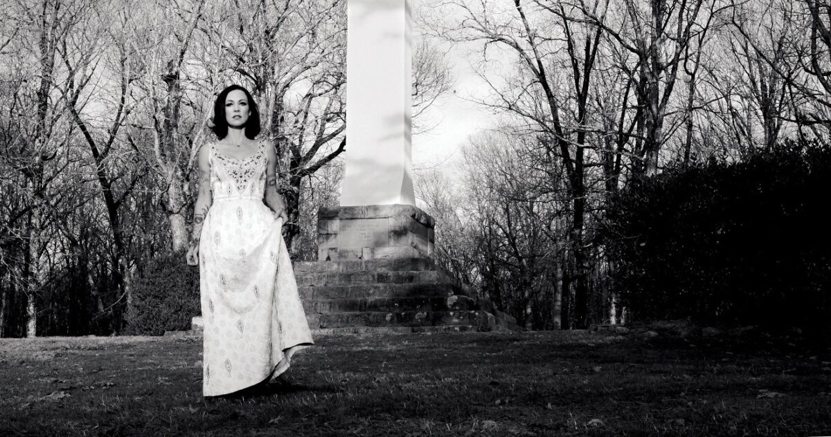 Amanda Shires press December 2022