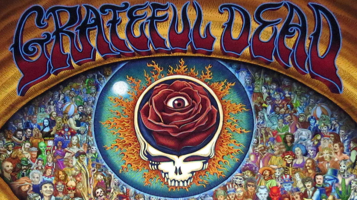 Gather ‘Round The Fire For Grateful Dead Yule Log 2022