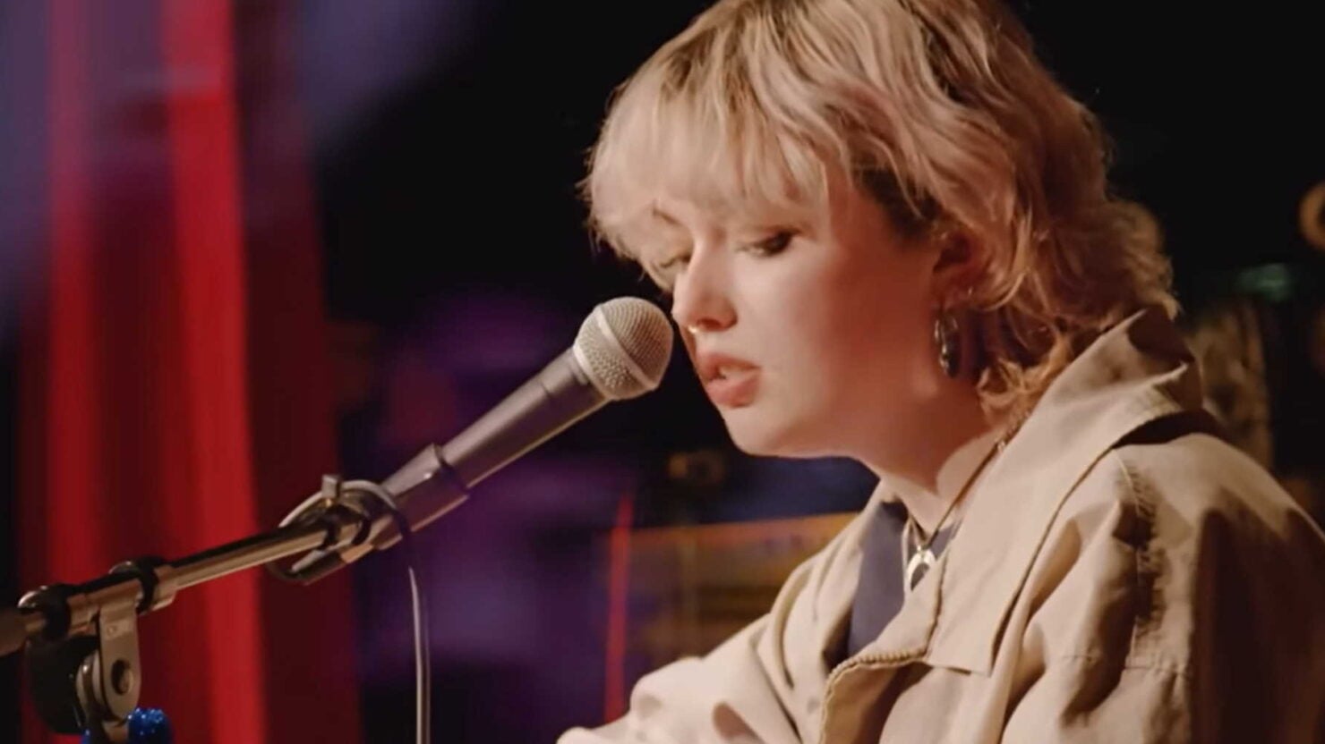 Father & Child Reunion Dave Grohl & Daughter Violet Cover Janis Ian’s