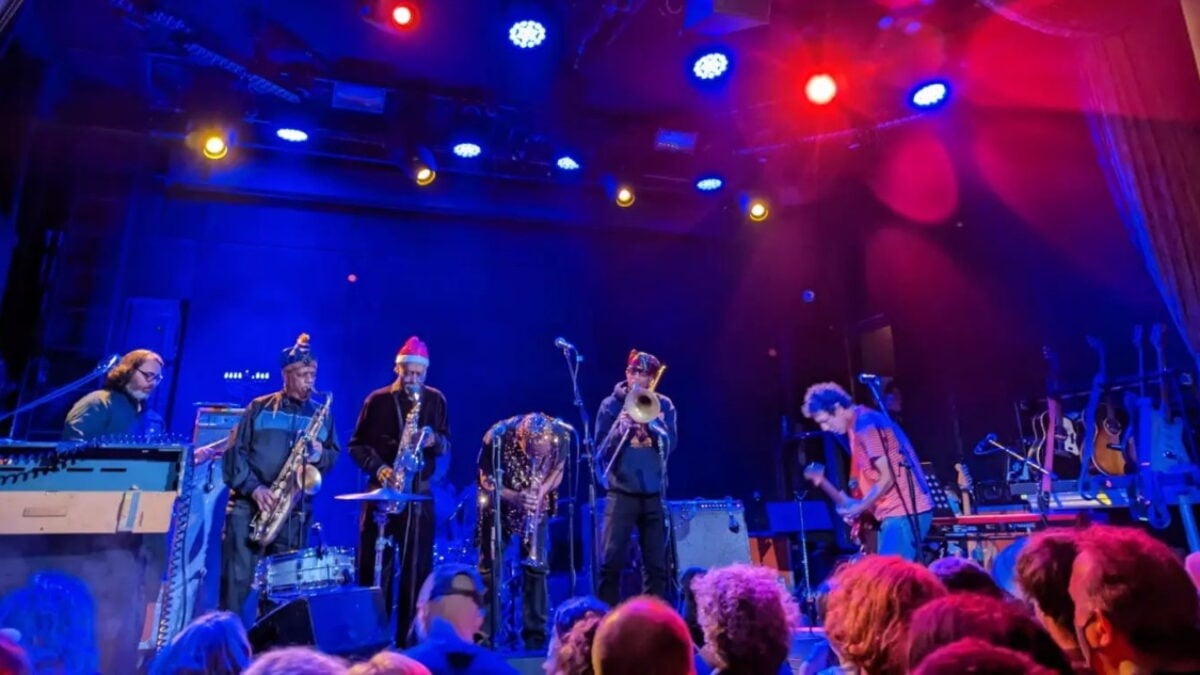 Yo La Tengo Welcomes Sun Ra Arkestra For Hanukkah Run Finale In New York City