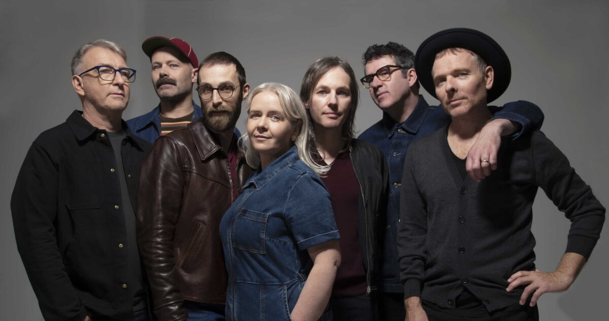 Belle Sebastian Press January 2023 Crolla