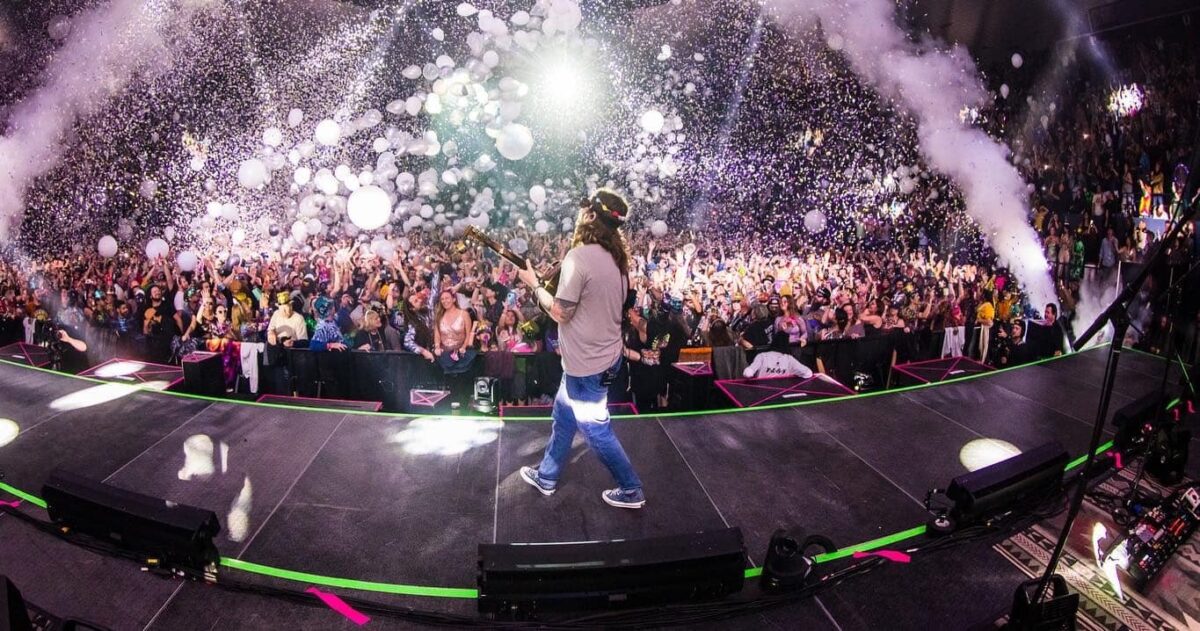 Billy Strings New Year's Eve 2022