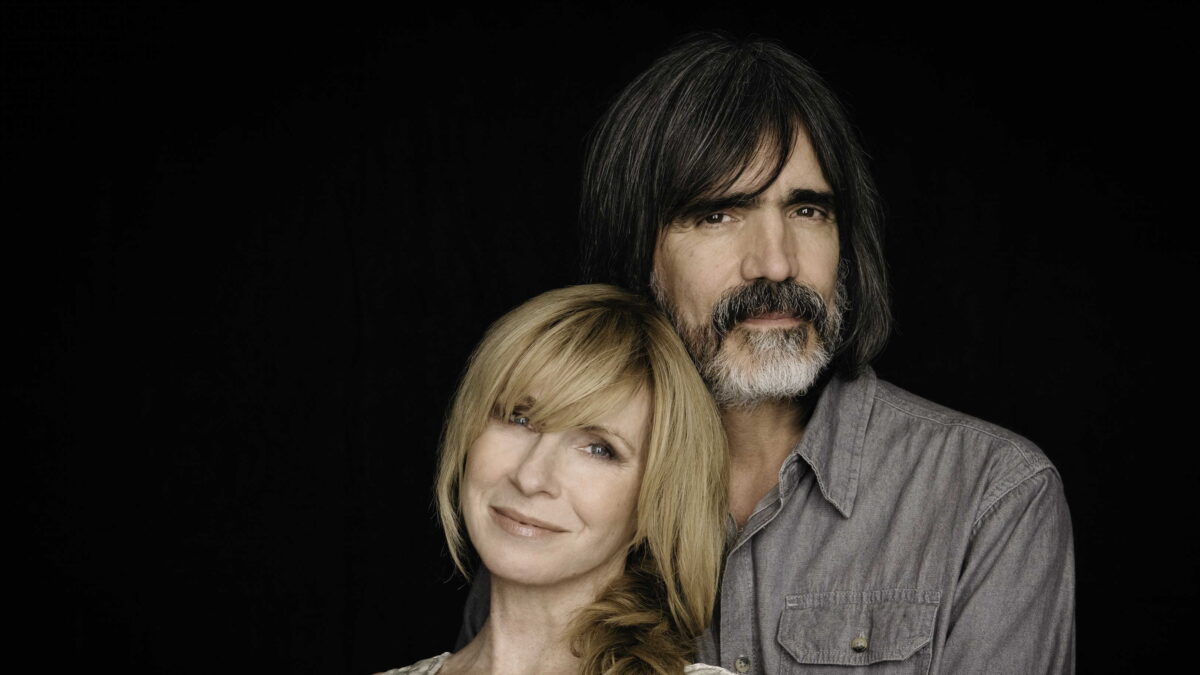 Larry Campbell & Teresa Williams Release Swinging ‘Caravan’ Cover