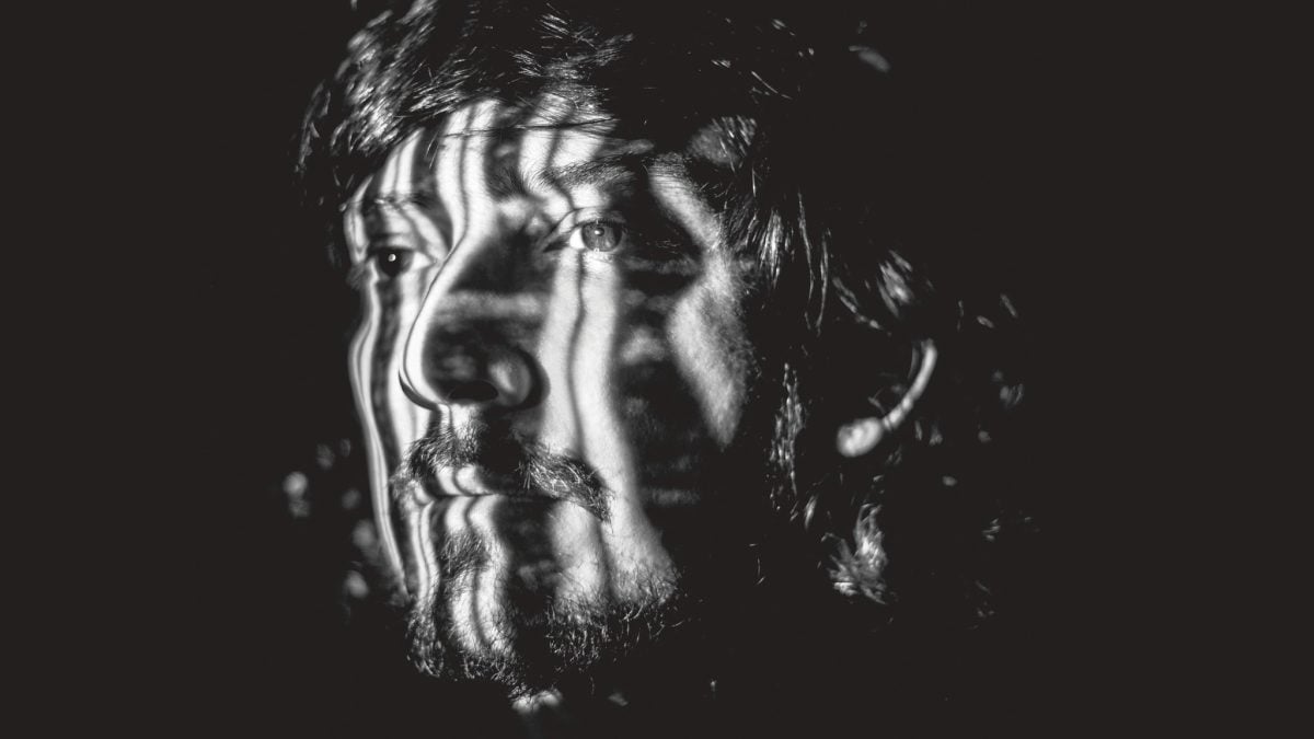 León Larregui