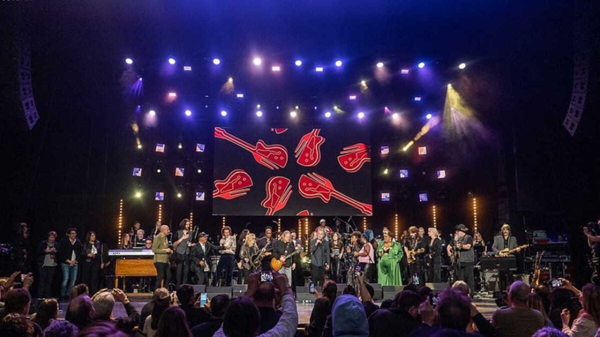 Love Rocks NYC Taps James Taylor, John Mayer Trio, Mavis Staples & More For 2023 Benefit Concert Lineup