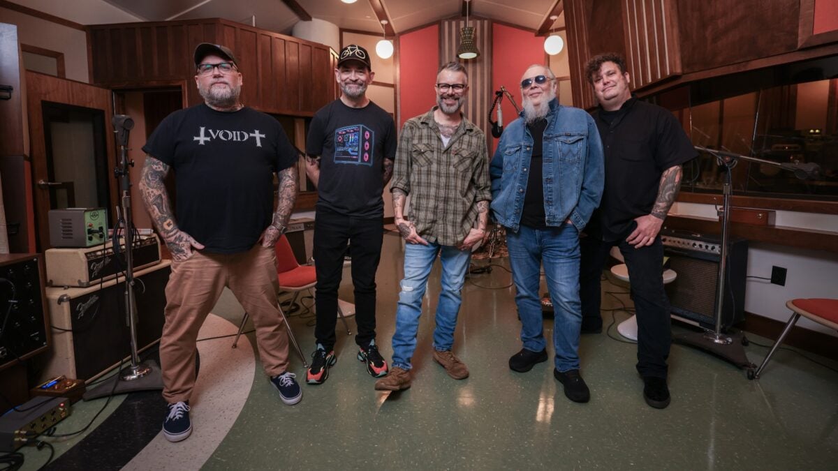 Lucero Maps Out 2024 Fall Tour Dates With Vandoliers