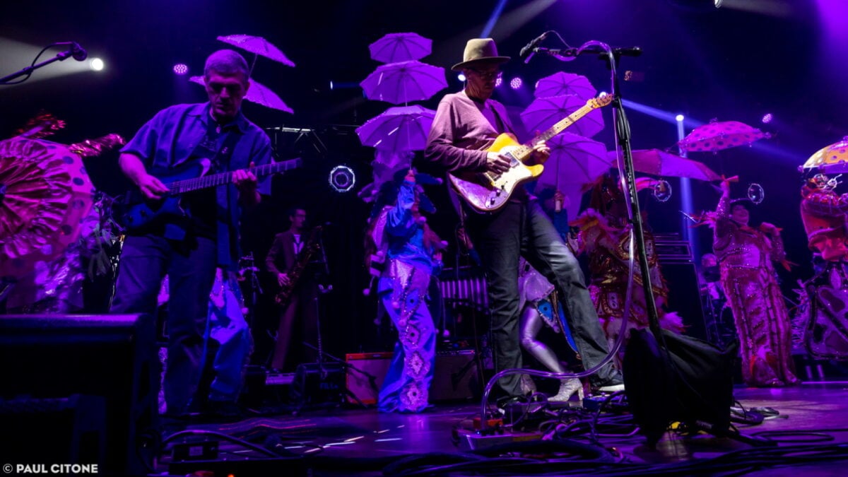 Watch moe. Soar Into 2023 With ‘Gonna Fly Now’ Cover In Philly