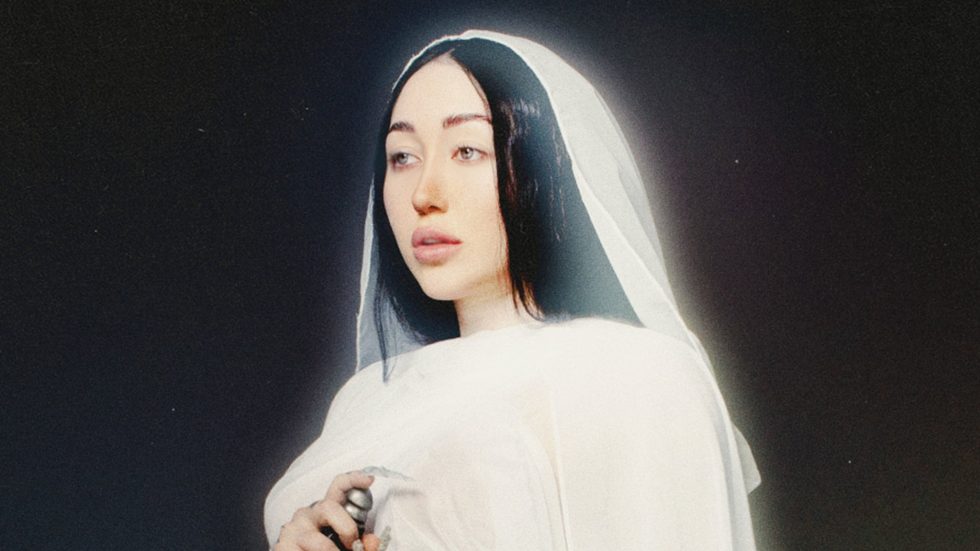 Noah Cyrus and Carter Faith