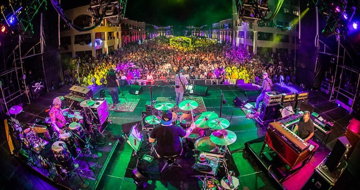 Widespread Panic Debuts New Song ‘Tackle Box Hero’ At Panic En La Playa