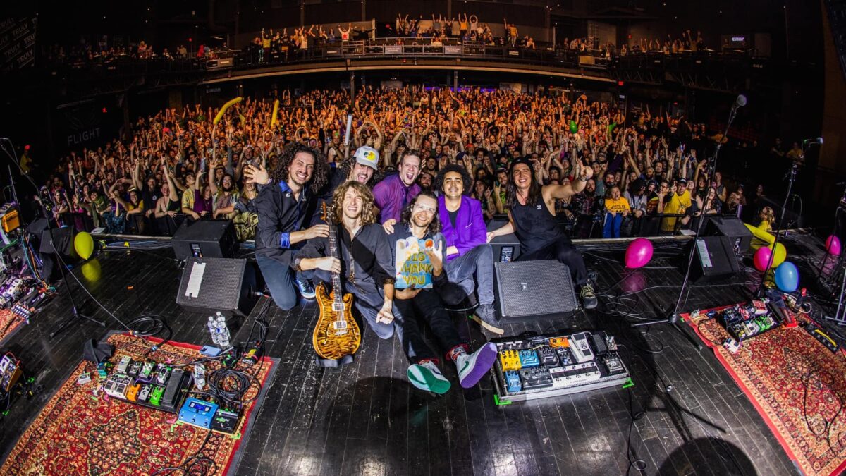 Pigeons Playing Ping Pong Offer Debuts & Welcome Magic Beans At New Year’s Eve Show In Pittsburgh