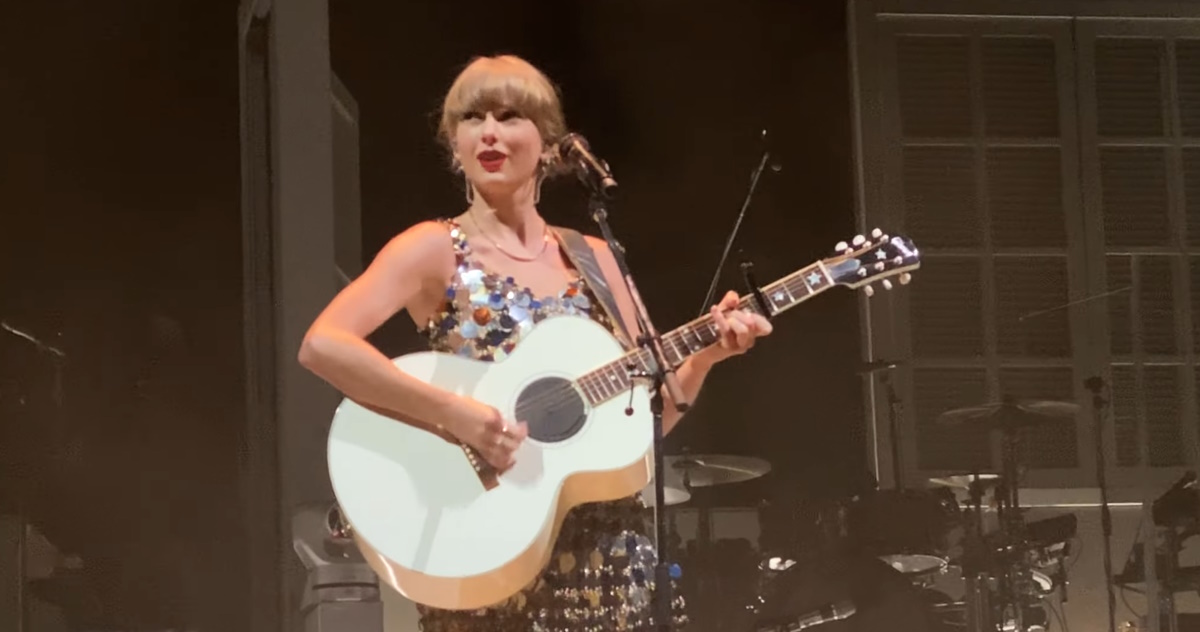 Taylor Swift Anti Hero Debut 1975