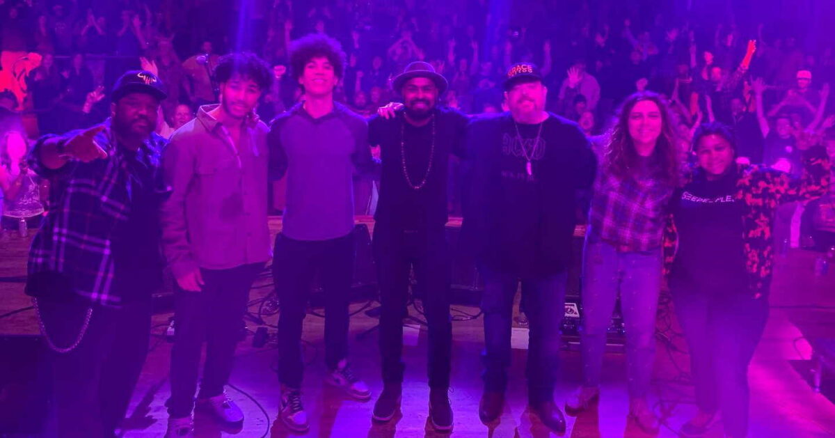 Trouble No More Live January 2023
