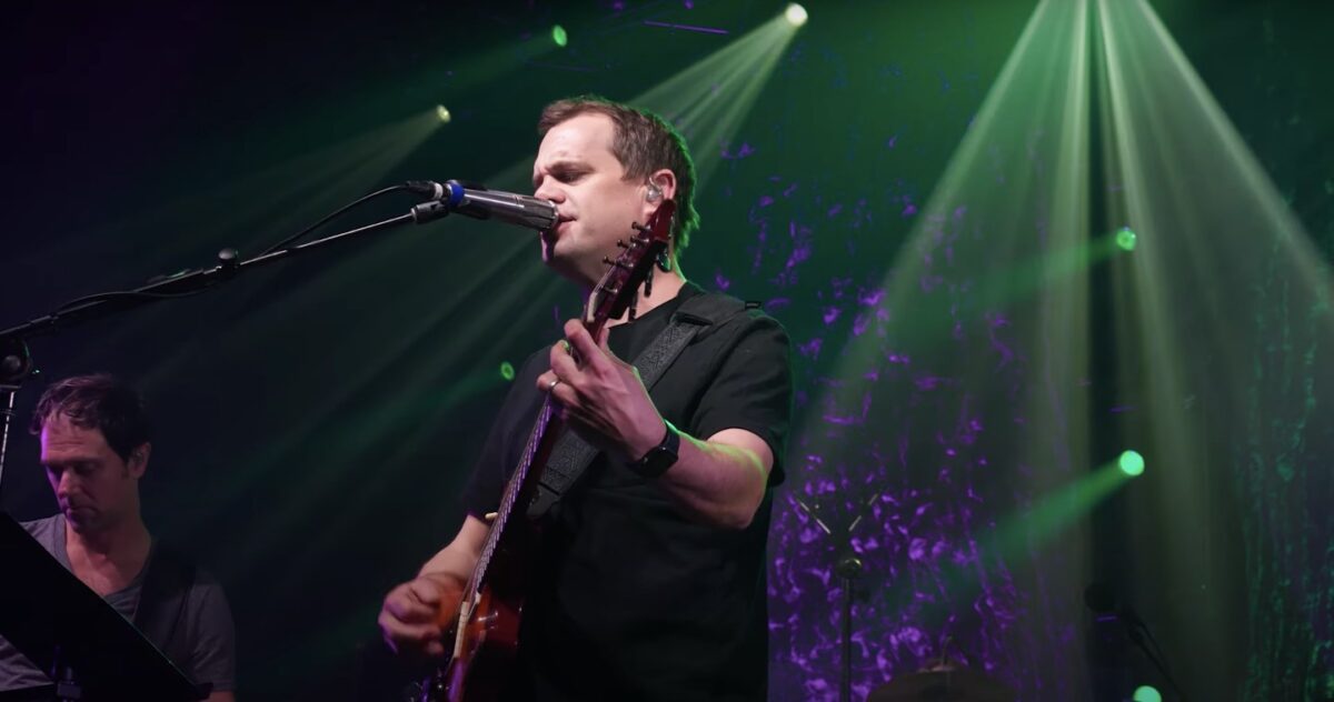 Umphreys Mcgee Fenced In video