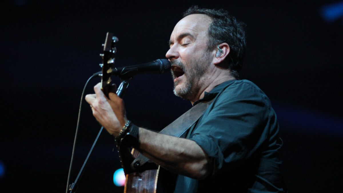 Watch Dave Matthews Band Serve Up Extended ‘Ants Marching’ At 2019 Concert In Amsterdam