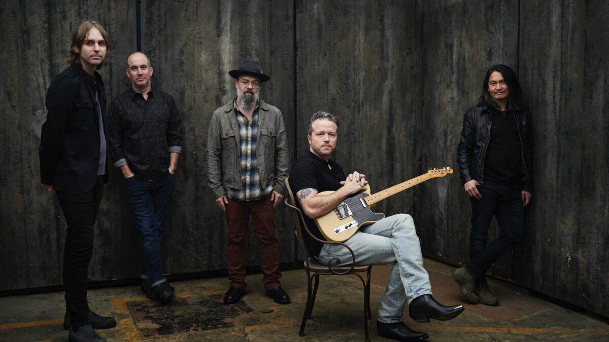Jason Isbell & The 400 Unit Prep New Album ‘Weathervanes,’ Share Single + Detail Tour Dates