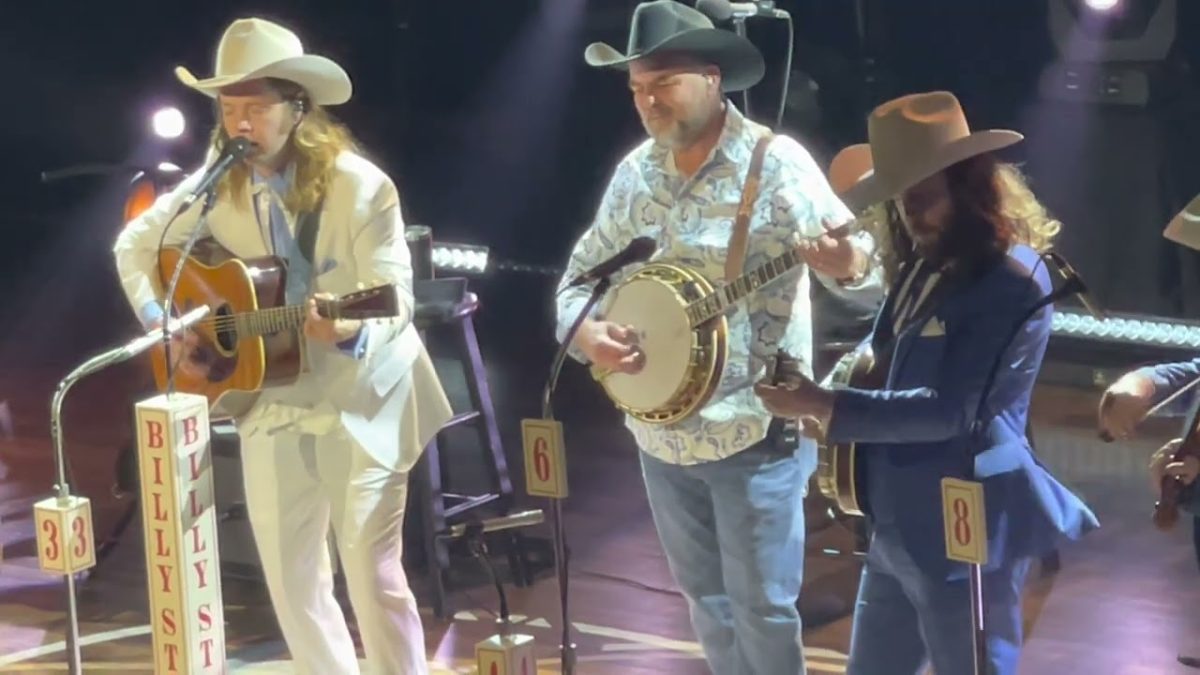 Billy Strings w/ Rob McCoury ‘’Long Journey Home’’ 2/26/23 Ryman Auditorium - Nashville, Tennessee