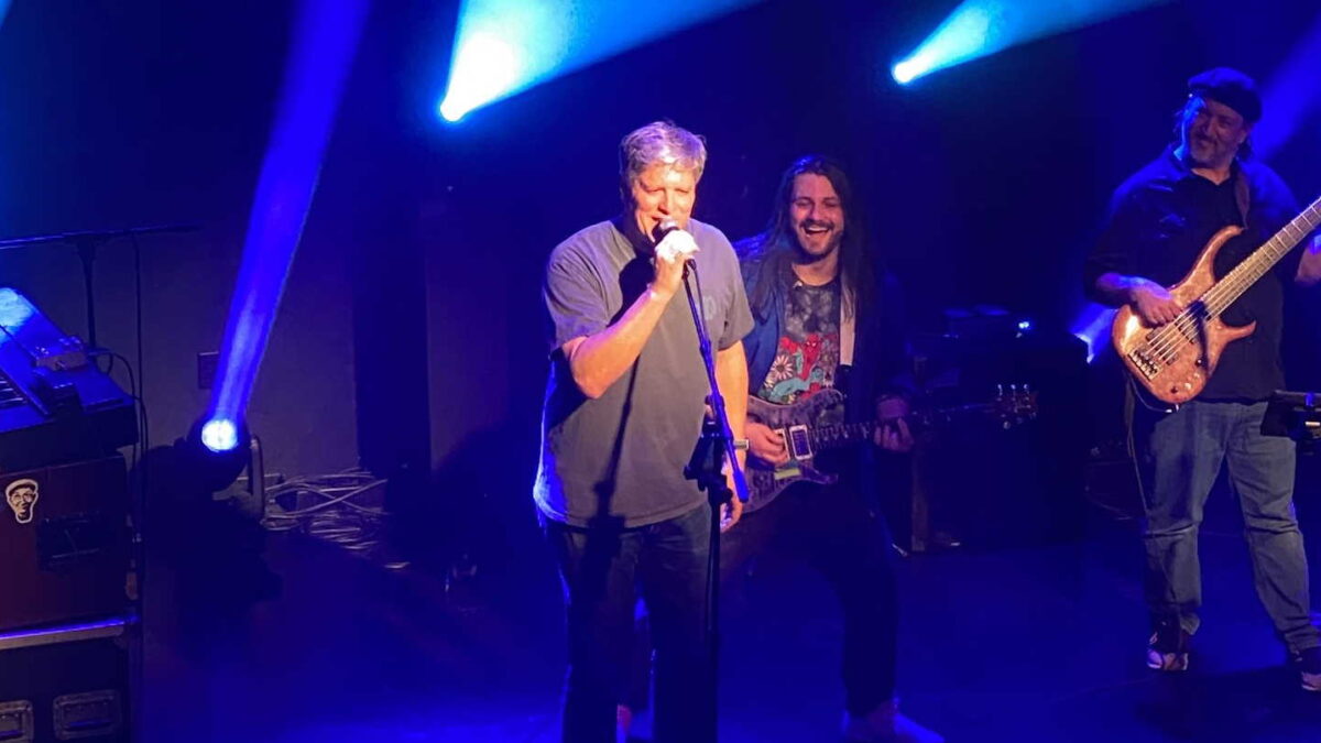 Phish Lyricist Tom Marshall Sets Gearshift With Pink Talking Fish In New Jersey