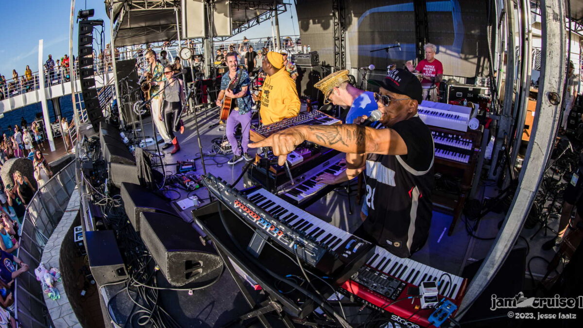 We Are Magic: Jam Cruise 19 Hosts All-Star Yacht Rock Set