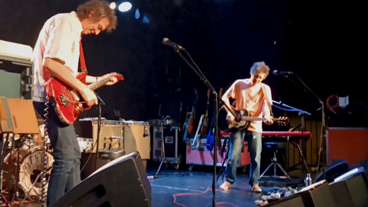 Yo La Tengo Brings Out Members Of The Sadies In Los Angeles